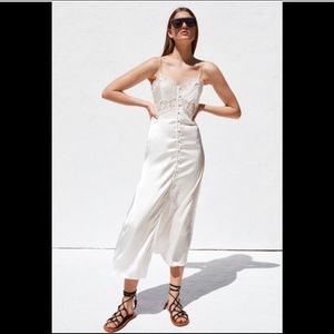 Zara Beautiful Satin/Lace Maxi